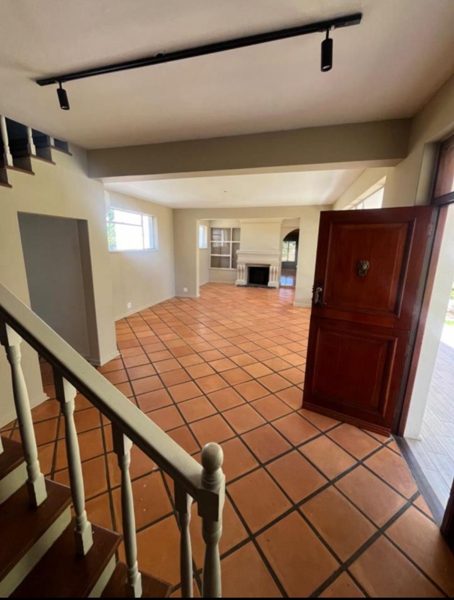 5 Bedroom Property for Sale in Paarl South Western Cape